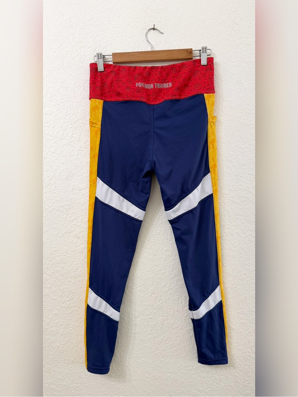 BlackMilk x Pokémon Trainer Leggings - L - Picture 7 of 14